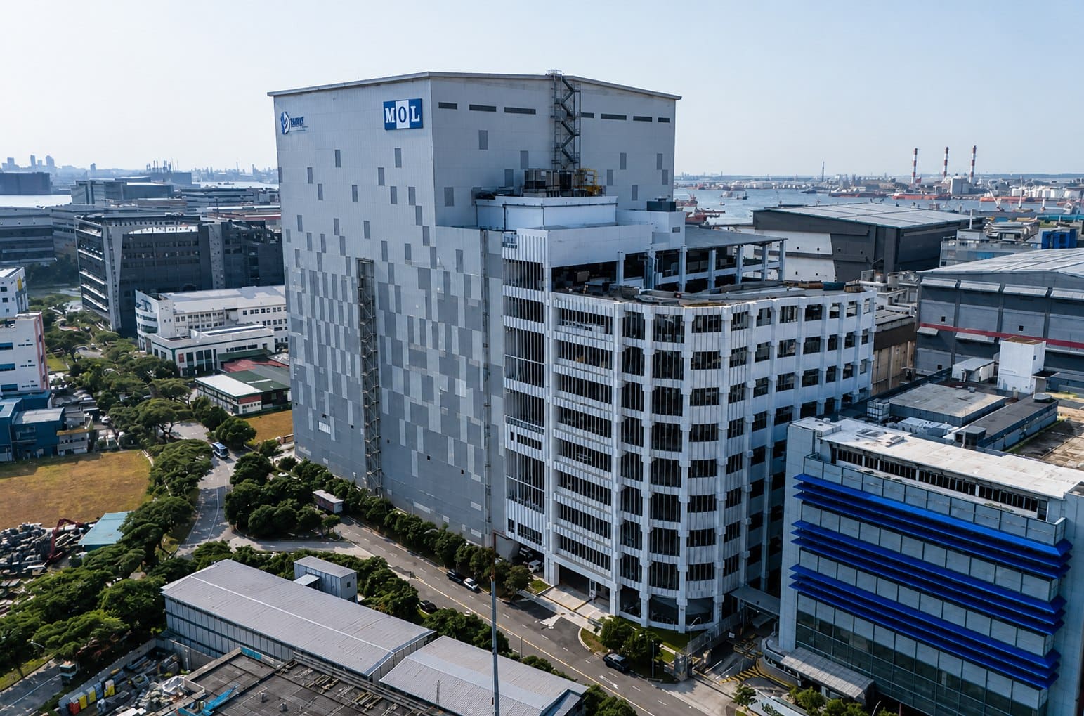 Large ASRS cold store building exterior
