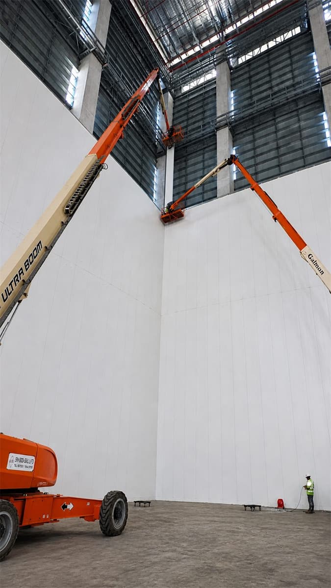 Tall white insulated cold room wall panels